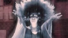 Myst 4: Revelation é semelhante a Myst 4: Revelation