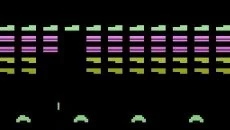 INV - jogo do gênero Arkanoid