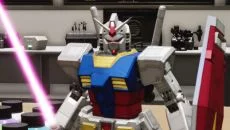 New Gundam Breaker - jogo do gênero Robôs de combate